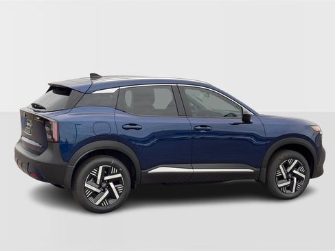 New 2026 Nissan Kicks SV image 7