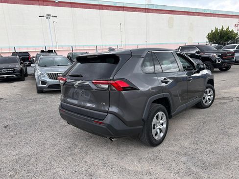 Used 2022 Toyota RAV4 LE FWD image 14
