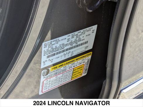 New 2024 Lincoln Navigator Black Label AWD/4WD image 15