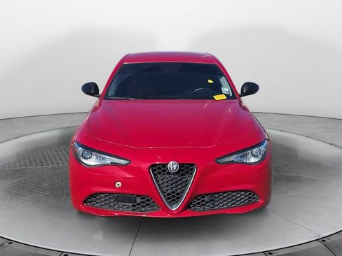 Used 2018 Alfa Romeo Giulia Ti w/ Quick Order Package 22X Lusso image 8