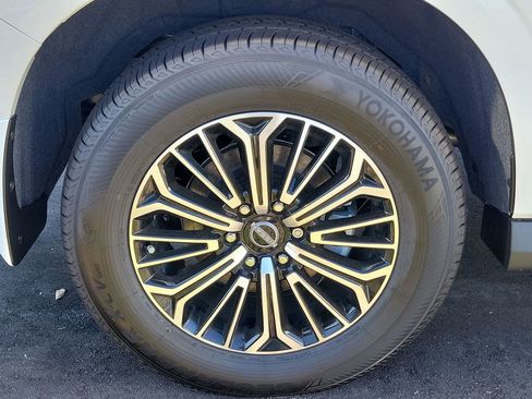 New 2026 Nissan Armada SL image 3