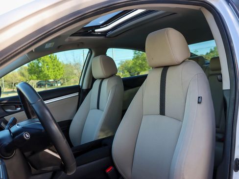 Used 2018 Honda Civic EX-T image 15