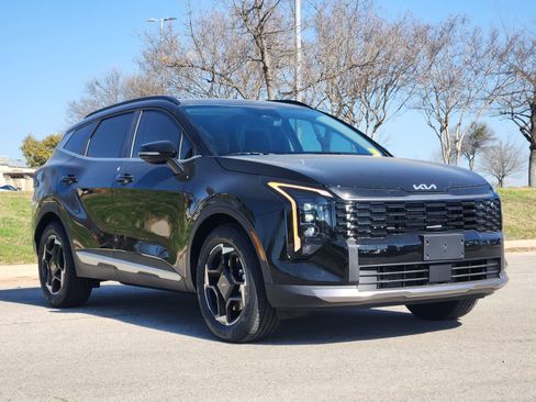 New 2026 Kia Sportage EX FWD image 2
