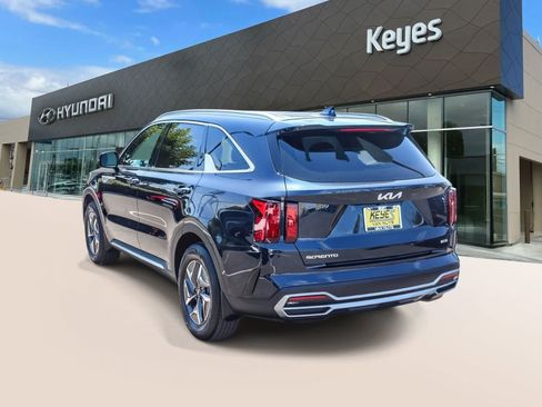Used 2023 Kia Sorento EX FWD image 7
