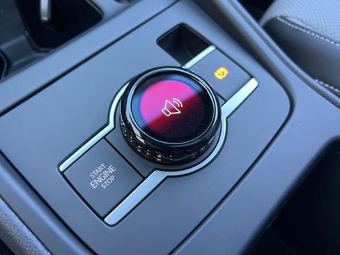 New 2026 Volkswagen Tiguan SE R-Line image 17