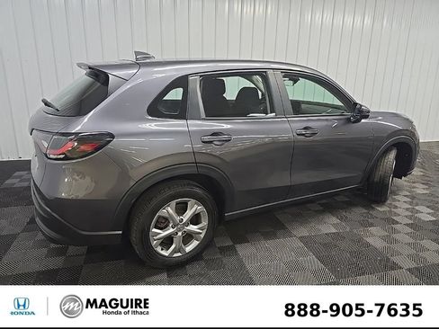Used 2023 Honda HR-V LX image 3