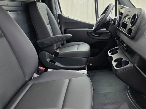 New 2026 Mercedes-Benz Sprinter 2500 image 13