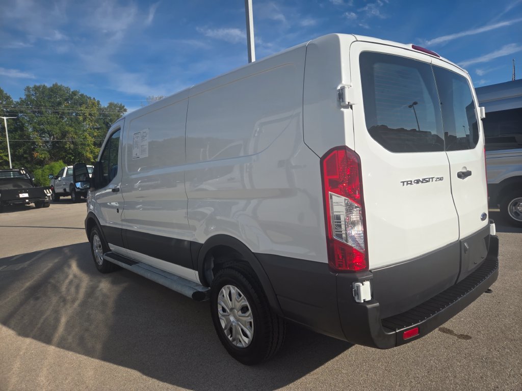 Used 2025 Ford Transit 250 Low Roof w/ Exterior Upgrade Package RWD image 3