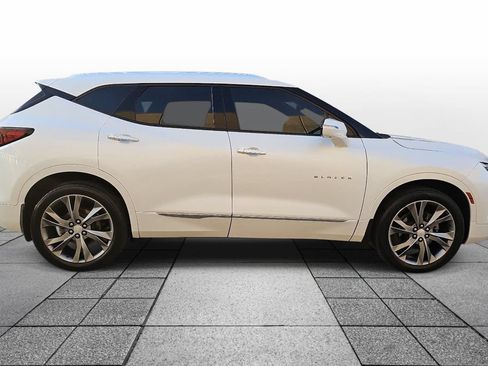 Used 2021 Chevrolet Blazer Premier w/ Driver Confidence II Package FWD image 4