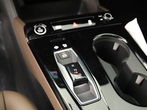 New 2027 Audi Q6 e-tron Prestige AWD/4WD image 27