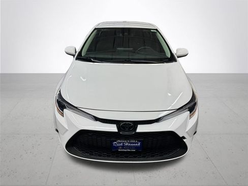 Used 2021 Toyota Corolla LE FWD image 11