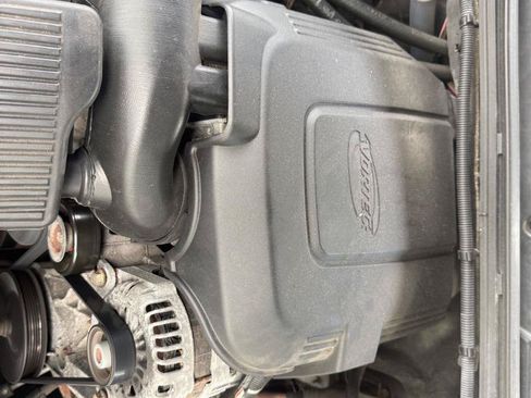 Used 2011 Chevrolet Silverado 1500 LT w/ All-Star Edition AWD/4WD image 37