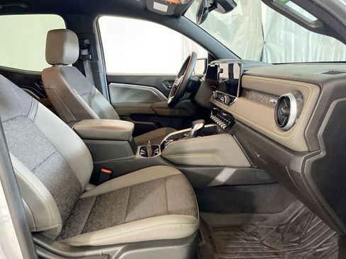 Used 2024 Chevrolet Colorado ZR2 w/ Safety Package image 29