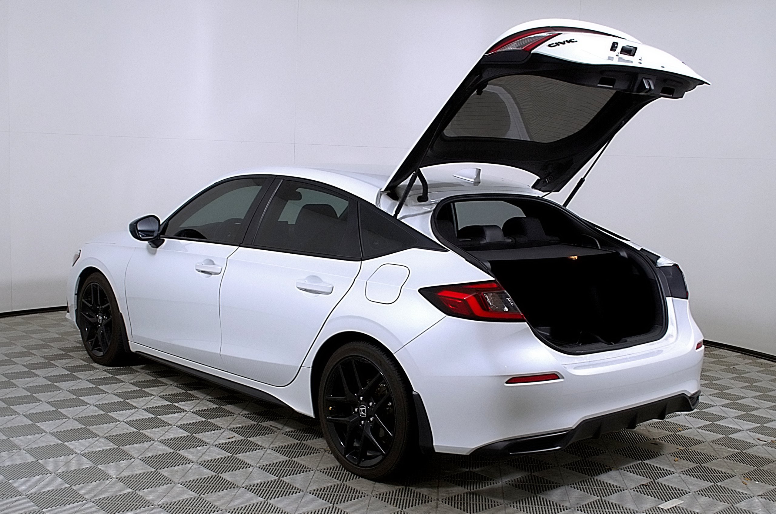 Used 2023 Honda Civic Sport image 10