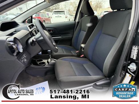 Used 2018 Toyota Prius C Two FWD image 6