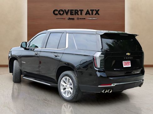 Used 2025 Chevrolet Tahoe Premier AWD/4WD image 3