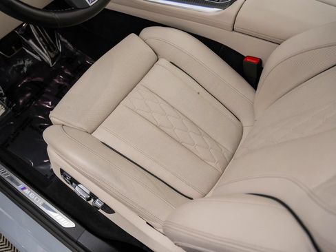 Used 2025 BMW X5 M60i w/ Climate Comfort Package AWD/4WD image 15