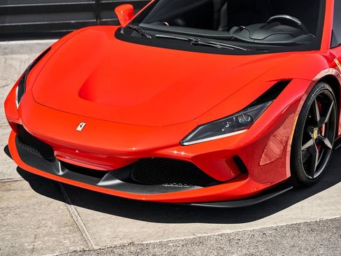 Used 2020 Ferrari F8 Tributo RWD image 6
