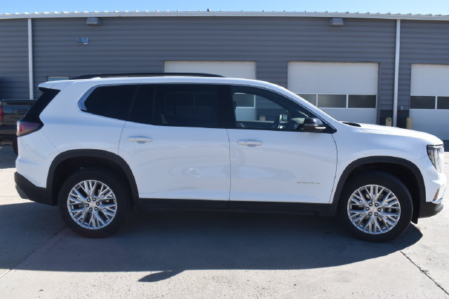 Used 2026 GMC Acadia Elevation w/ Elevation Premium Package AWD/4WD image 4