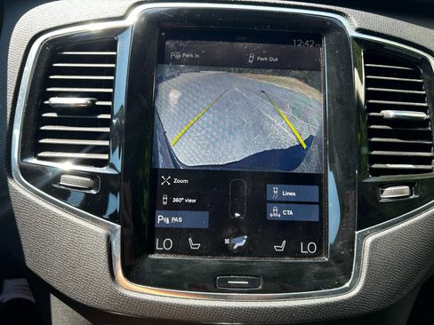 Used 2016 Volvo XC90 T6 Momentum w/ Momentum Plus Package image 19