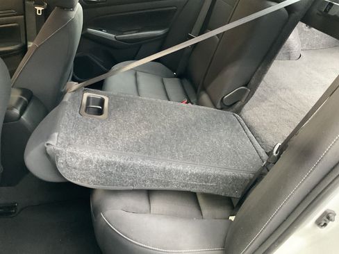 Used 2025 Nissan Altima 2.5 SV image 33