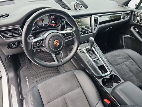 Used 2015 Porsche Macan S AWD/4WD image 16