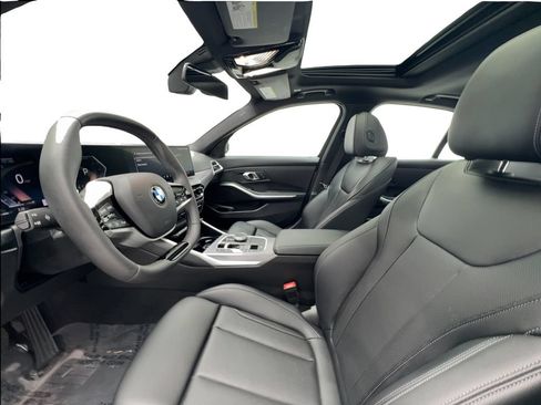 Used 2026 BMW 330i Sedan RWD image 20