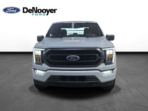 Used 2022 Ford F150 XLT w/ Equipment Group 302A High image 4