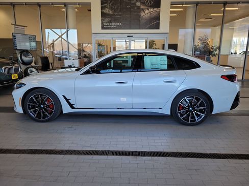 New 2026 BMW i4 xDrive40i w/ M Sport Package AWD/4WD image 2