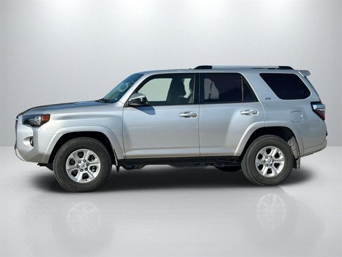 Used 2024 Toyota 4Runner SR5 image 8