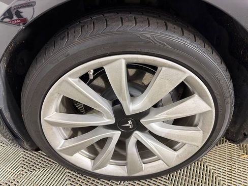 Used 2020 Tesla Model 3 Long Range image 13