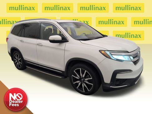 Used 2020 Honda Pilot Touring image 1