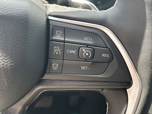 New 2026 Jeep Grand Cherokee Laredo X RWD image 24