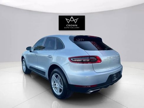 Used 2017 Porsche Macan AWD/4WD image 6