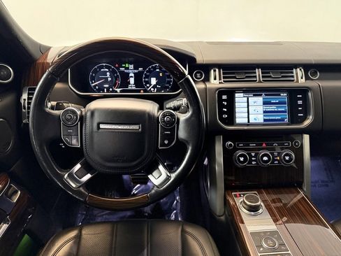 Used 2015 Land Rover Range Rover Supercharged image 12