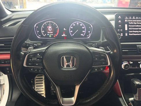 Used 2022 Honda Accord Sport image 5