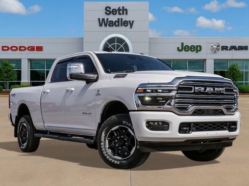 Used 2026 RAM 2500 Laramie w/ Towing Technology Group AWD/4WD image 1