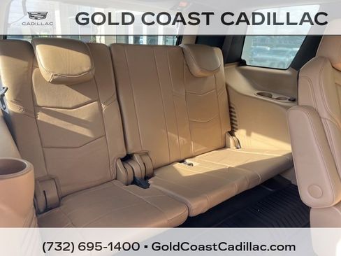 Used 2020 Cadillac Escalade Platinum image 13