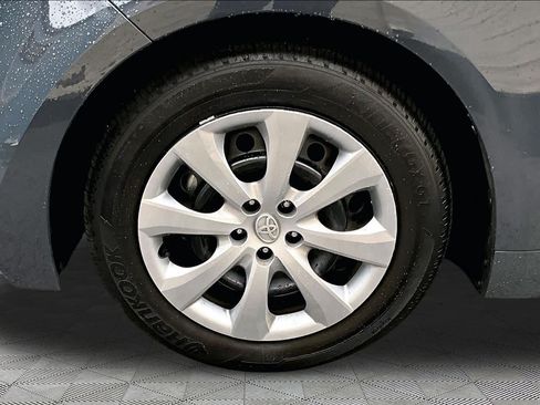 Certified 2025 Toyota Corolla LE w/ Convenience Package FWD image 11