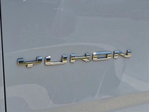 Used 2022 GMC Yukon XL SLT w/ SLT Premium Package RWD image 23