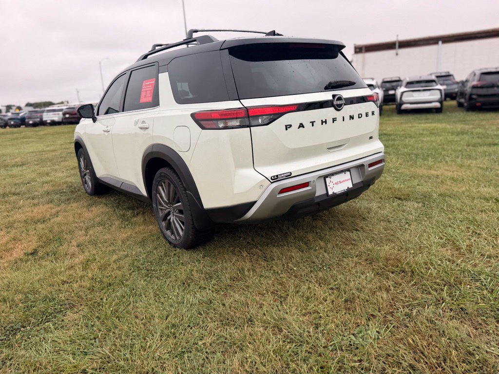Certified 2024 Nissan Pathfinder SL w/ SL Premium Package FWD image 7