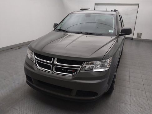 Used 2020 Dodge Journey SE w/ SE Popular Equipment Group FWD image 15