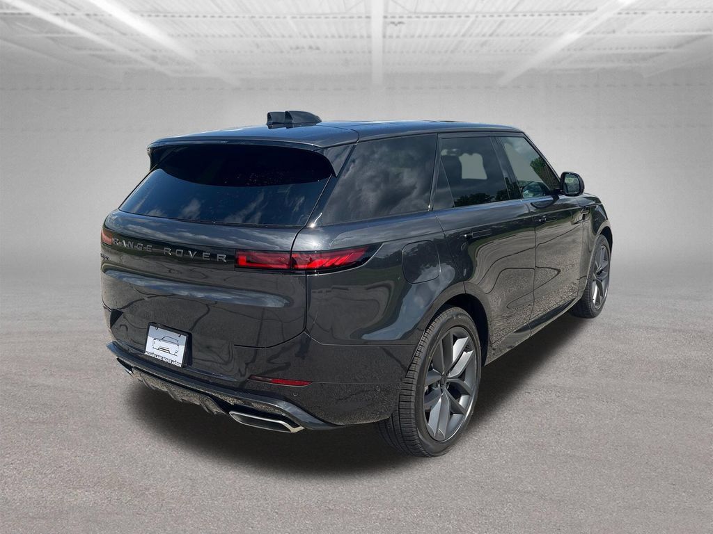 New 2026 Land Rover Range Rover Sport Dynamic SE AWD/4WD image 5