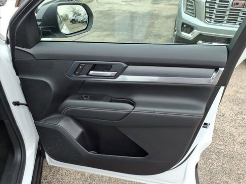 New 2026 GMC Terrain Elevation w/ Elevation Premium Package image 25