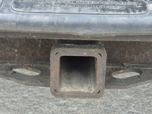 Used 2015 Chevrolet Express 2500 image 11