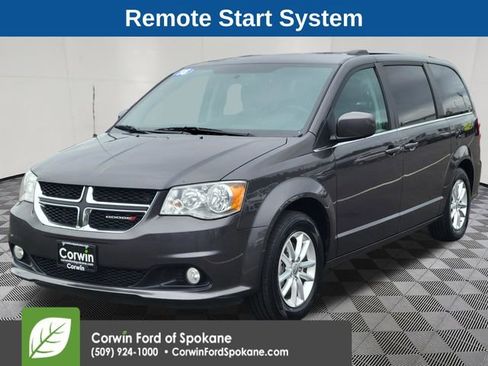 Used 2018 Dodge Grand Caravan SXT image 5