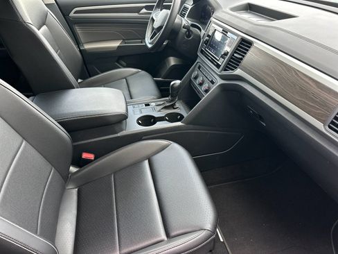 Used 2023 Volkswagen Atlas SE FWD image 15