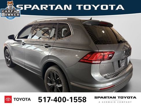 Used 2024 Volkswagen Tiguan SE AWD/4WD image 3