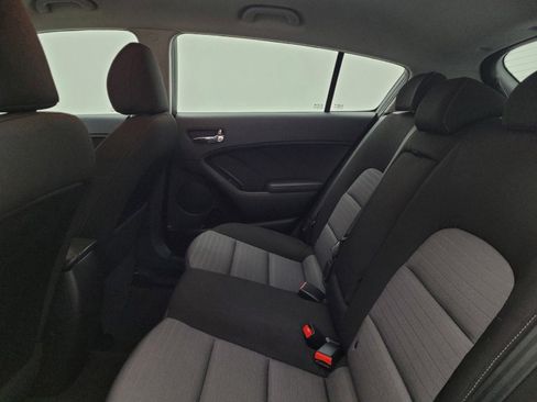 Used 2016 Kia Forte LX image 18