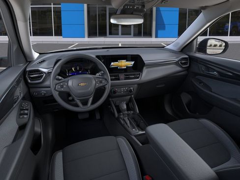 New 2026 Chevrolet TrailBlazer LS w/ LS Convenience Package FWD image 3